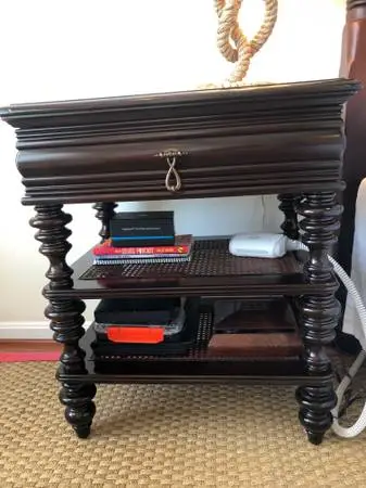 TOMMY BAHAMA NIGHTSTANDS (2)