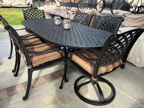 Luxury Patio Darlee 7 PC outdoor dining set