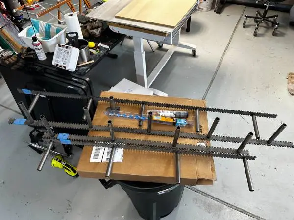 Floating shelf brackets