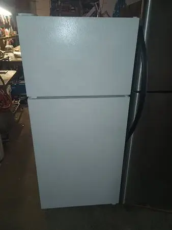 Apartment Size Refrigerators