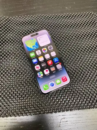 Apple iPhone 14 Pro -Unlocked- 256GB Black world wide unlocked