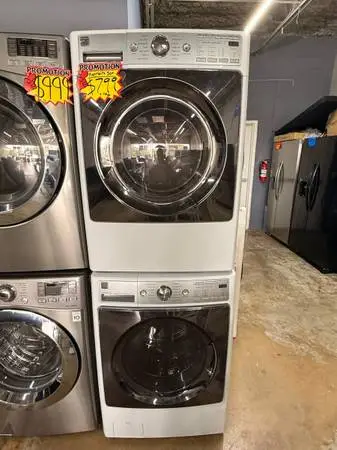 Used White Kenmore Frontloader Set