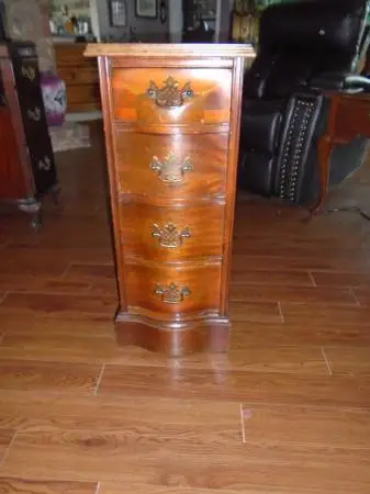 3 DRAWER WOODEN STAND