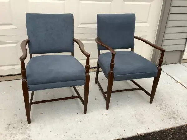 Lovely Vintage Library, Captain, Accent Chairs (Set)