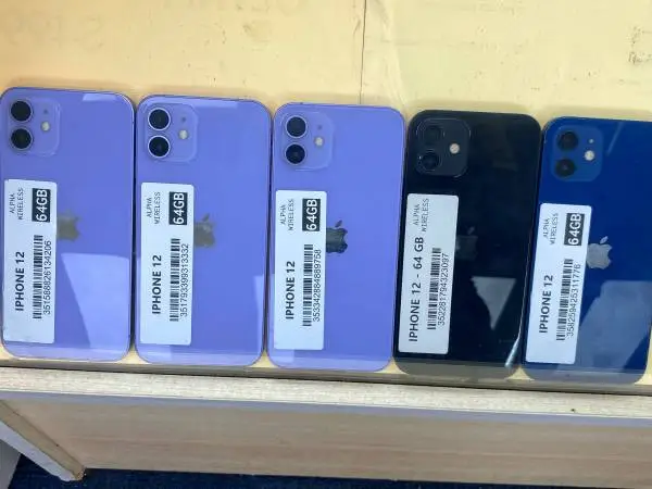 iPhone 12 Reg 64GB