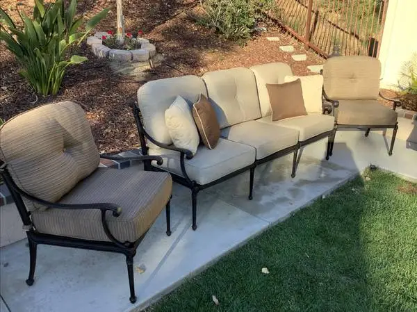 Patio Hanamint 4 PC sofa set
