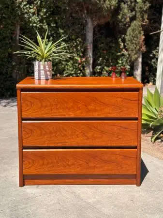 Danish Modern Mid Century Teak Dresser Chest of Drawers - Denmark