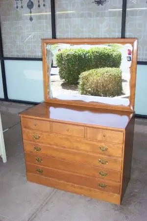 Ethan Allen 3 drawer dresser with mirror