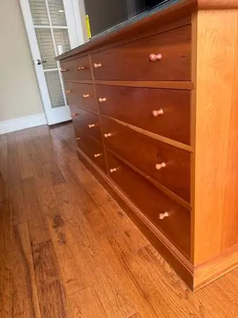 Stickley Arts & Crafts Cherry Wood Ladies Dresser  with Mirror