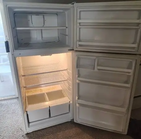 Clean Full Size Refrigerator For Sale In New Working Order...