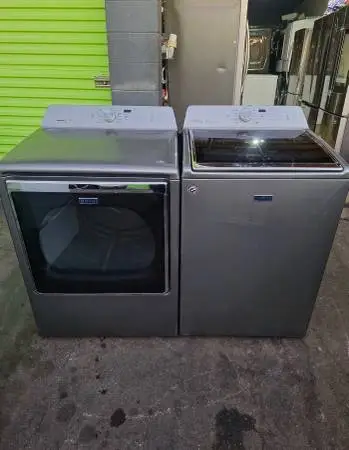 Maytag washer and dryer topload set
