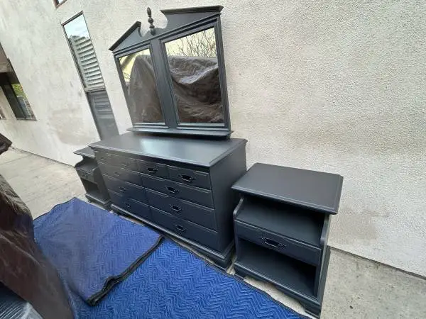 BEAUTIFUL HIGH QUALITY SOLID BIRCH 4 PC BEDROOM SET CAN DELIVER LOCAL IF NEEDED