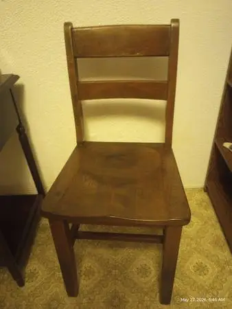 VINTAGE HARDWOOD CHAIR