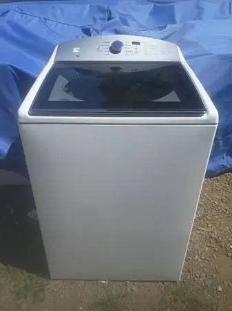 Nice Kenmore washer super plus capacity
