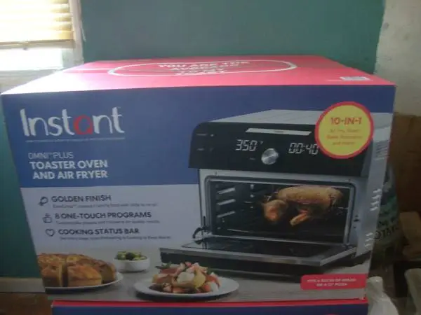 Instant Omni Plus 18L Air Fryer New in Box