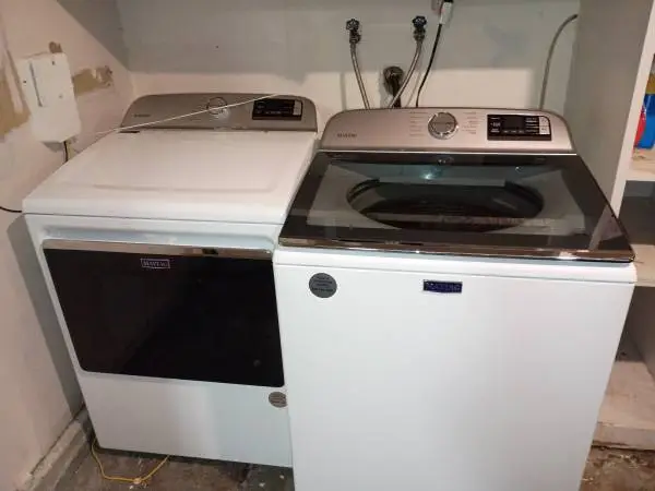 Maytag washer/dryer set
