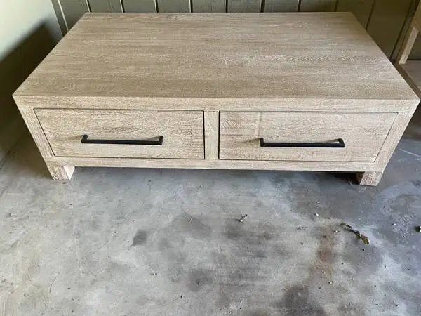 Living room table and side table set