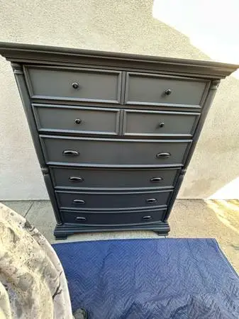 AWESOME, LIKE NEW QUALITY, MASSIVE WOODEN DRESSER CAN DELIVER LOCAL IF NEEDE