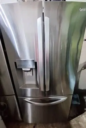Refrigerator Stainless Steel Lg 33” wide