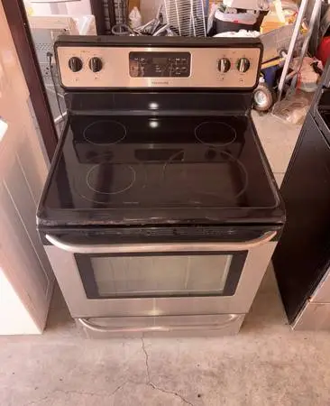Frigidaire Stainless Steel Electric Flat Top Stove Oven Range