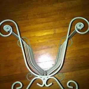 NEW NEVER USED DESIGNER NEWSPAPER/MAGAZINE/TOWEL HOLDER