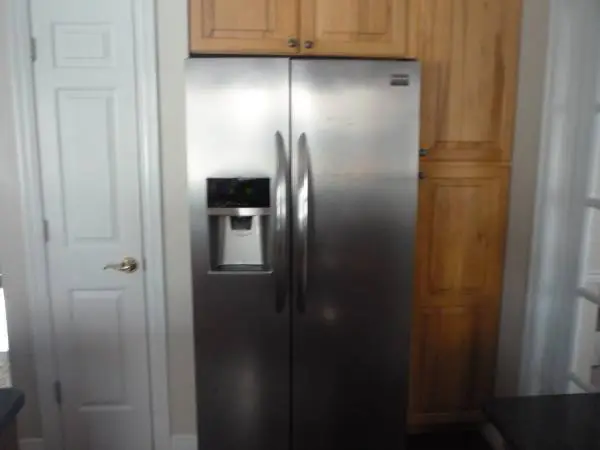 Frigidaire Side By Side Refrigerator Freezer