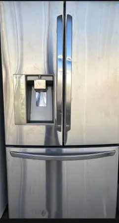 36” LG COUNTER-DEPTH REFRIGERATOR STAINLESS “ WORKS GREAT”