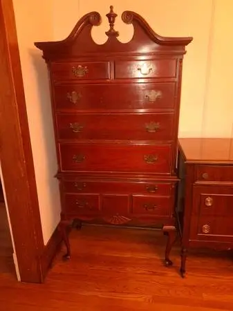 High boy style chest of drawers