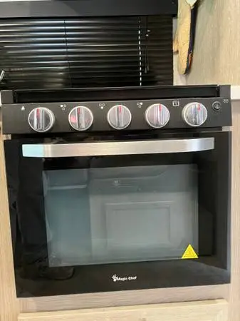 RV  OVEN  RANGE  PROPANE