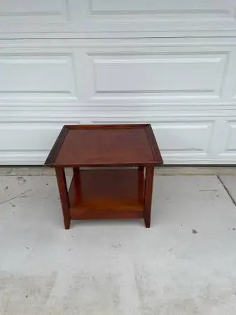 End table or night stand
