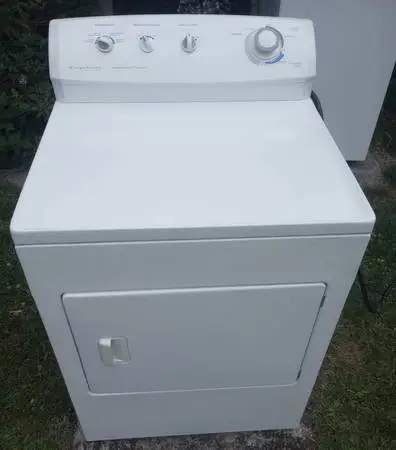 FRIGIDAIRE ELECTRIC DRYER. VERY NICE WORKS GOOD. $160 NO SCAMMERS!!!
