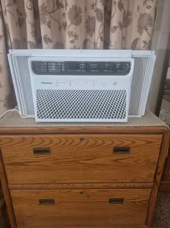 8,000 Btu Hisense Window Air Conditioner