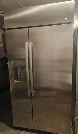 GE MONOGRAM STAINLESS STEEL REFRIGERATOR ....40 INCHES WIDE.... $ 2,60