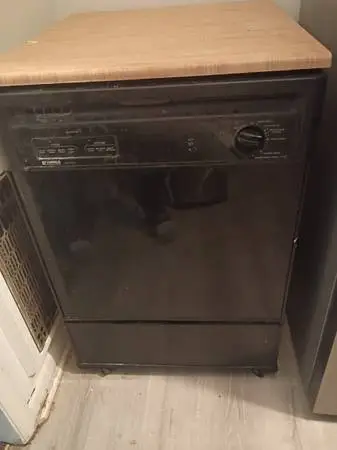 Portable dishwasher