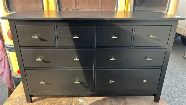 IKEA HEMNES 8-drawer dresser black solid wood L63xH37”*D20”(address in descr
