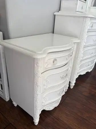 Nightstand with matching dresser/hutch