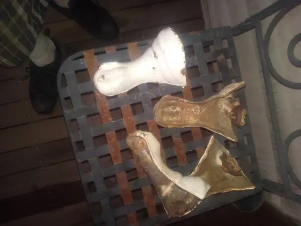 Claw foot tub feet.