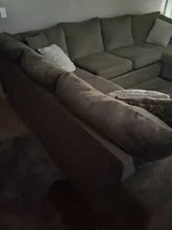 SECTIONAL - GRAY