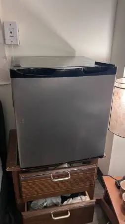 Mini fridge with freezer 1.7 cu. ft.