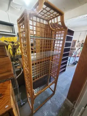 1970s Pagoda Rattan glass bookshelf