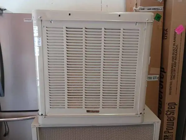 NEW Champion 4900 CFM Evaporative Swamp Cooler