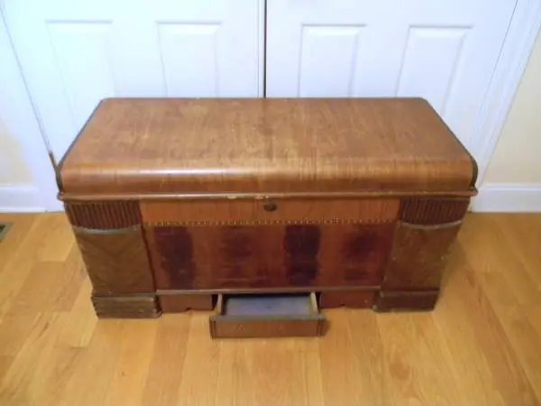 VINTAGE SEARS CEDAR LINEN CHEST WITH HIDDEN DRAWER