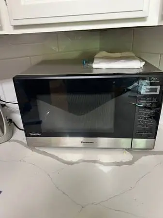 Panasonic 1200W Microwave