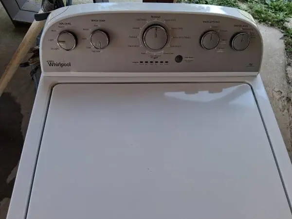 Whirlpool washer. GREAT CONDITION.
