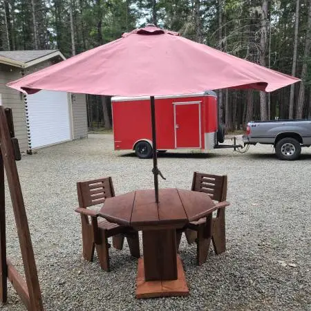 Vintage Solid Redwood Bistro Set