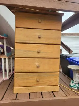 5 drawer small dresser