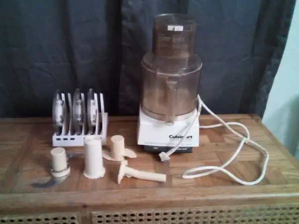 Vintage Cuisinart DLC-7 Super Pro Food Processor With Accessories  BHC