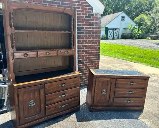 BEDROOM DRESSERS