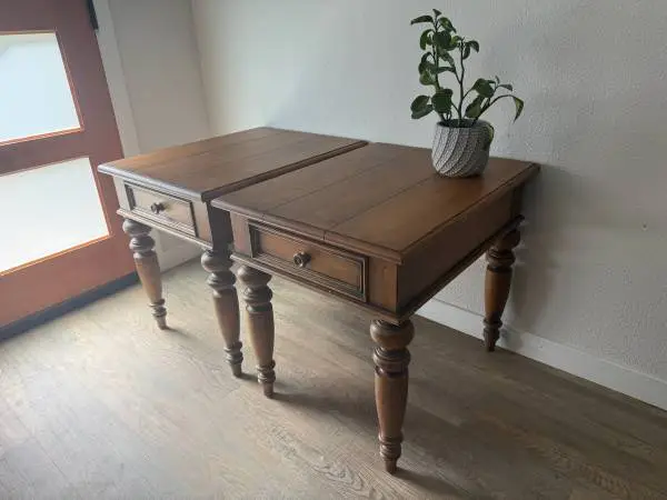 MARVELOUS End Tables - set of two - Ethan Allen - nightstands - delivery availab