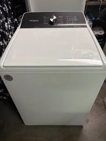 Whirlpool Washing Machine w/ 4.6 cu ft Capacity